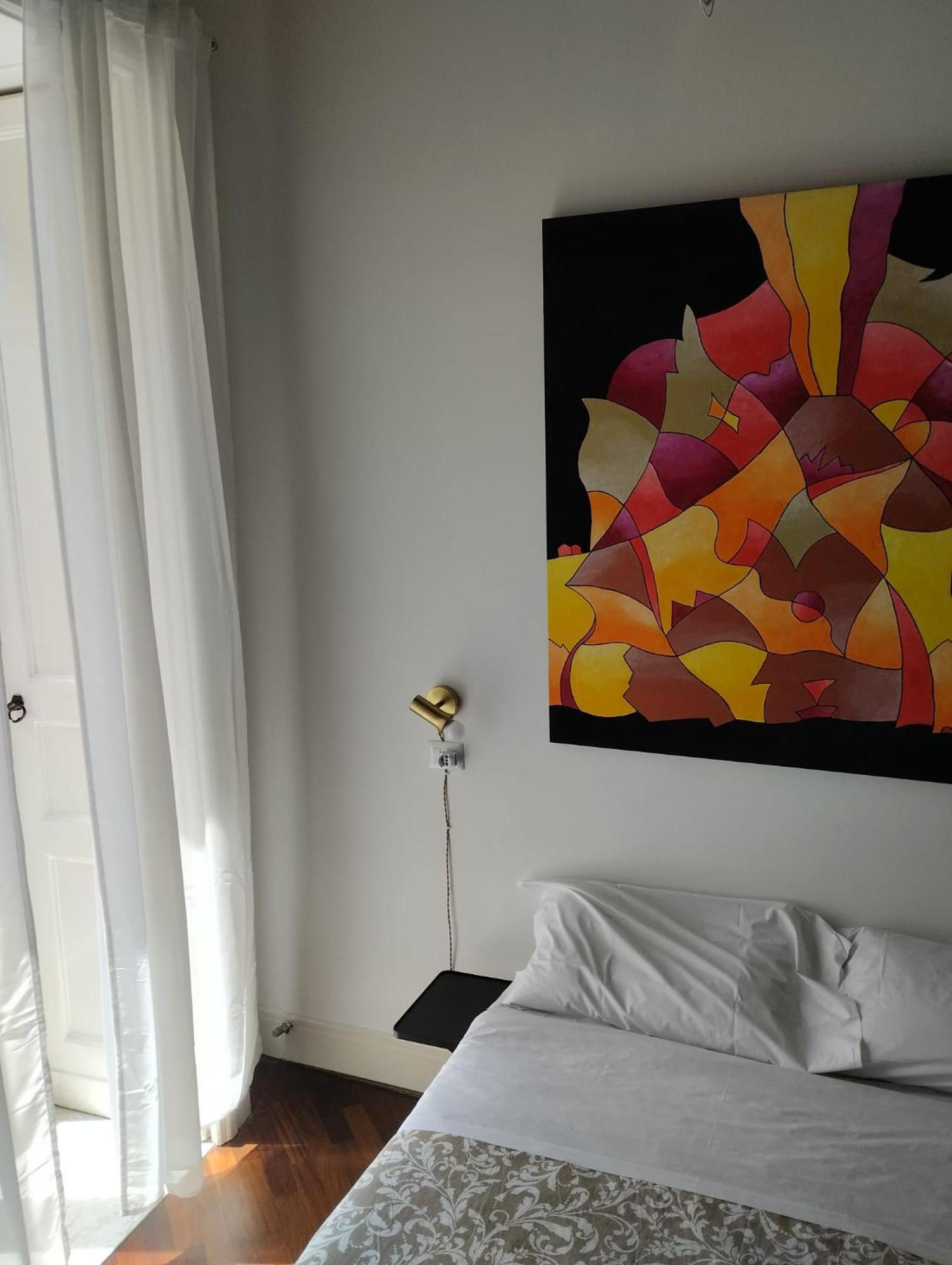 Residence E Appartamenti Cavallerizza Неаполь Екстер'єр фото