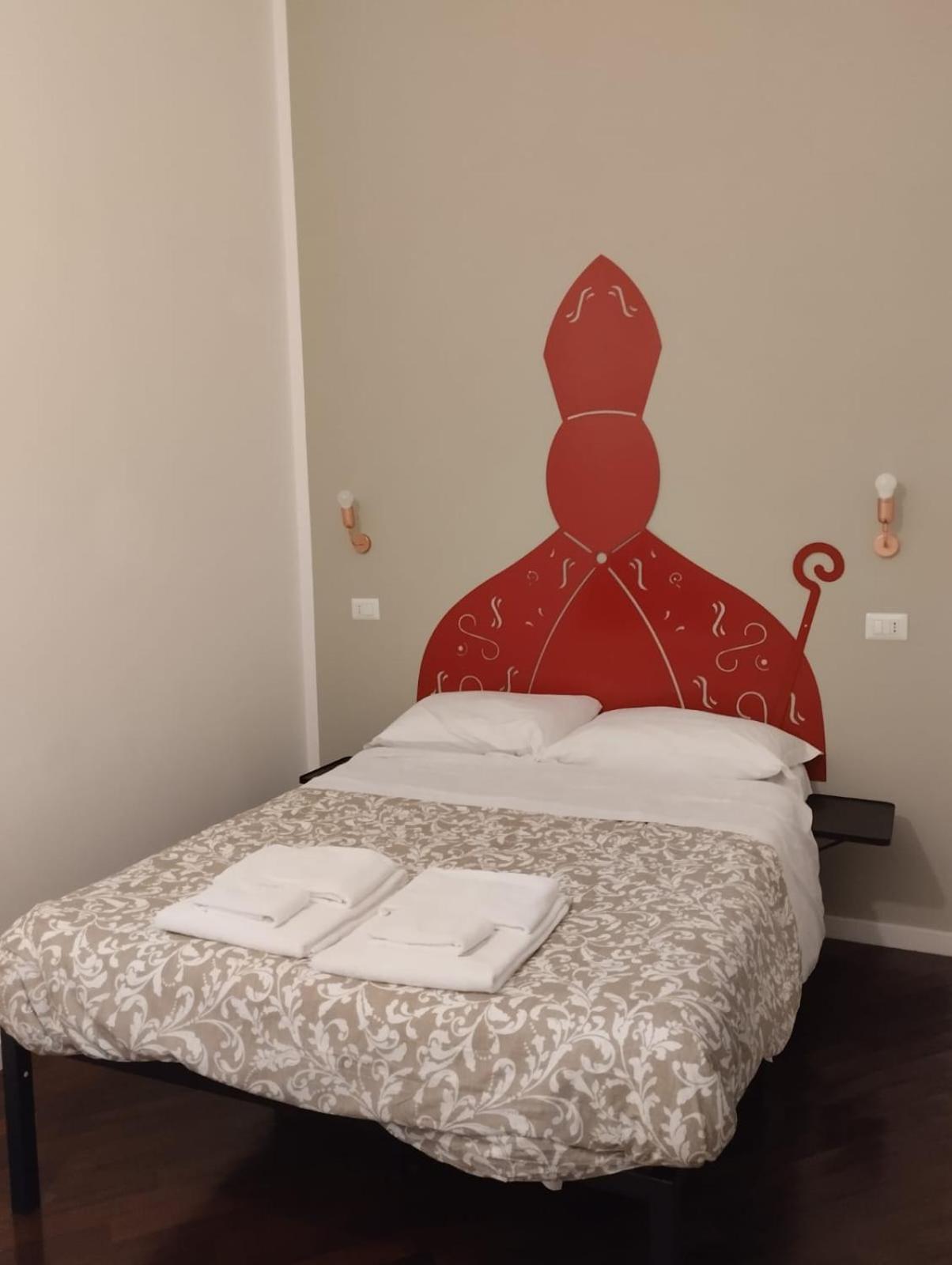 Residence E Appartamenti Cavallerizza Неаполь Екстер'єр фото