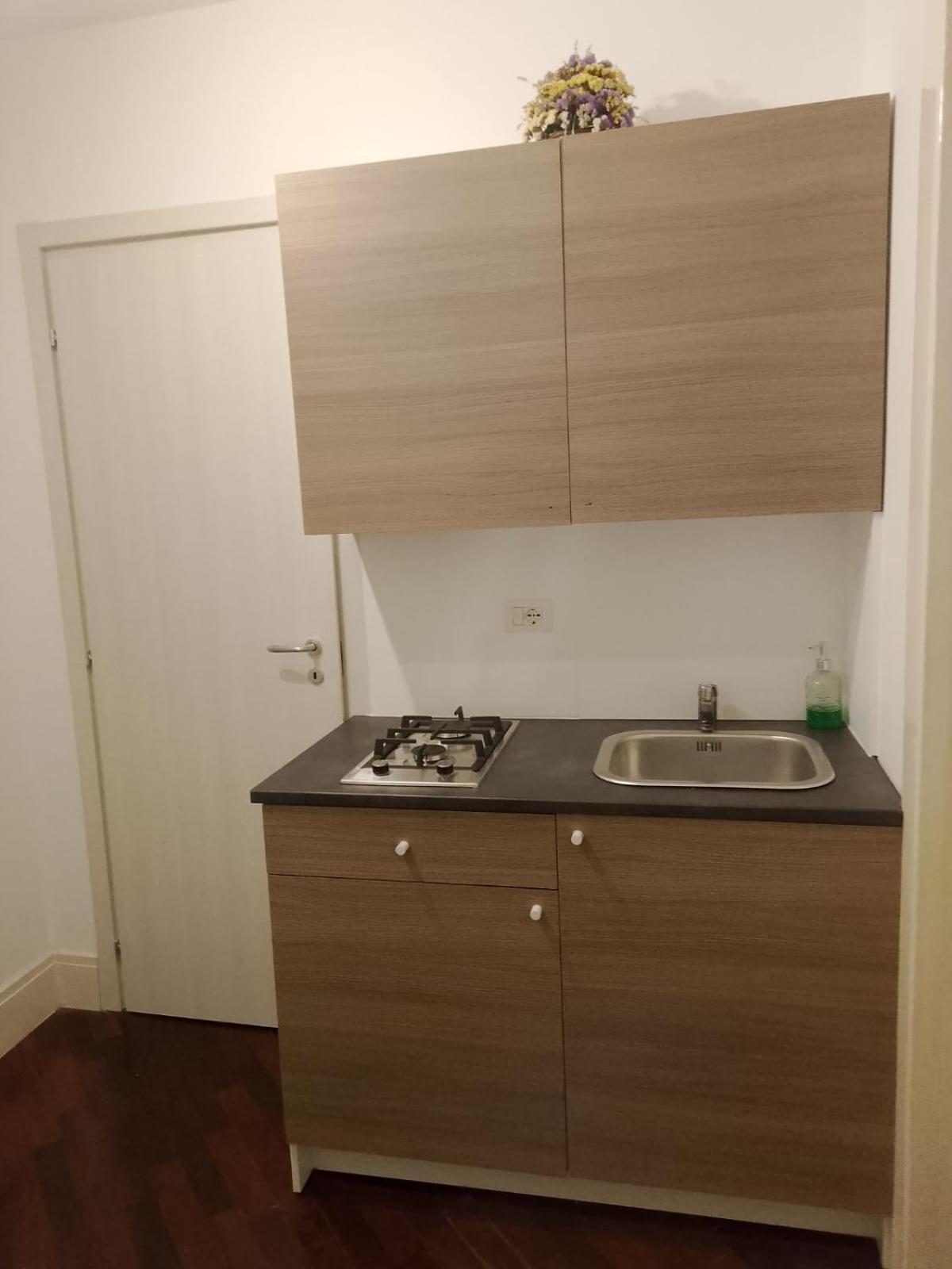 Residence E Appartamenti Cavallerizza Неаполь Екстер'єр фото